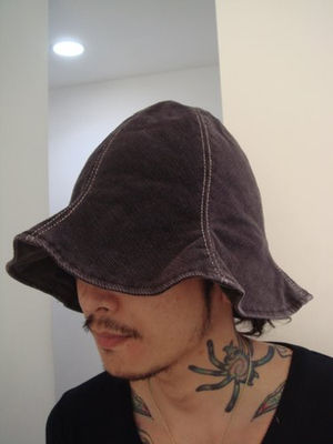 チューリップハット奮闘記 Vol 1 レトロな雰囲気の帽子 帽子が似合わない女性のためのハットフィッターブログ
